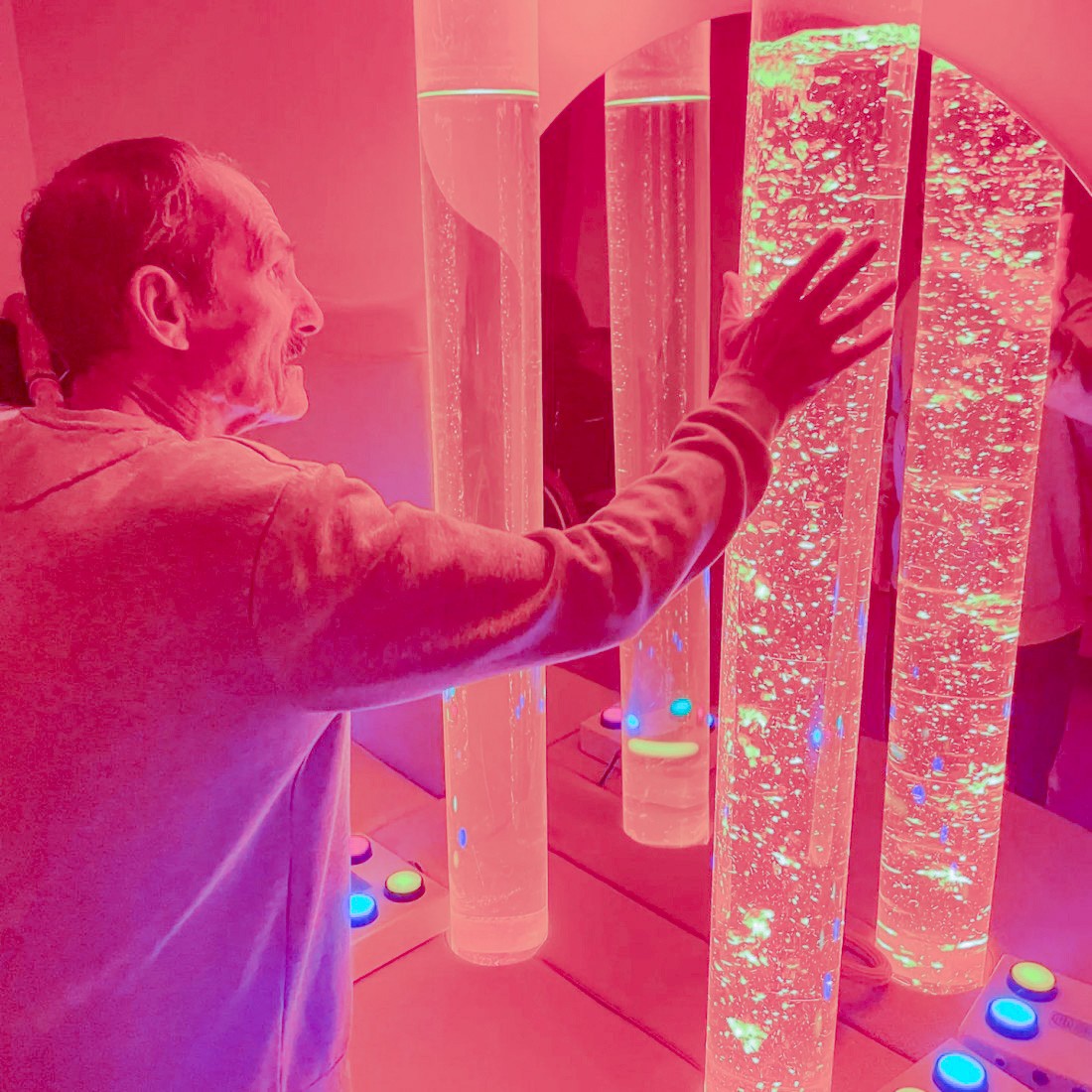 Explorant la màgia multisensorial i els seus beneficis a les residències de L'Onada Serveis